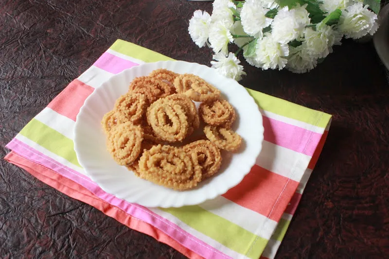 How to make Varaguairisi Murukku